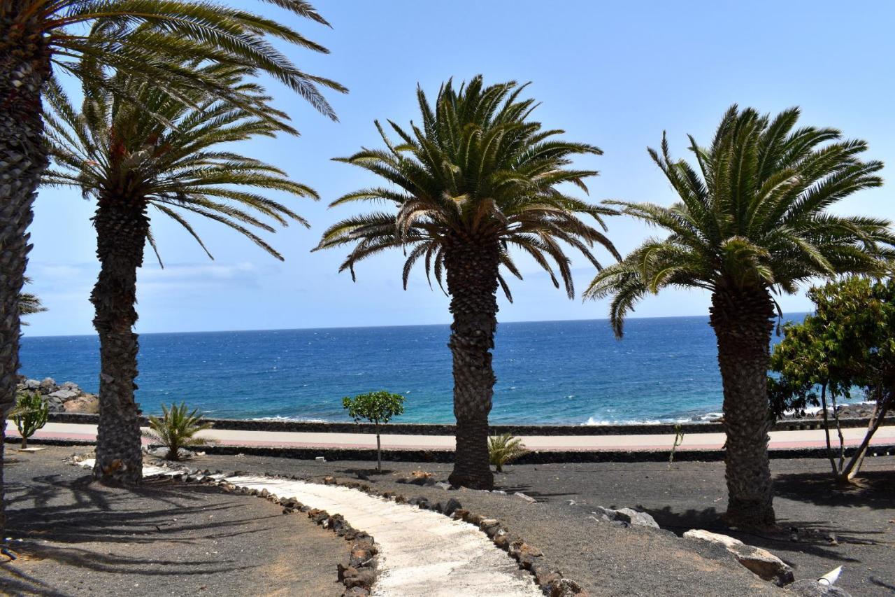 Sunny Bungalow In Front Of The Sea 3 Bedrooms Costa Teguise Extérieur photo